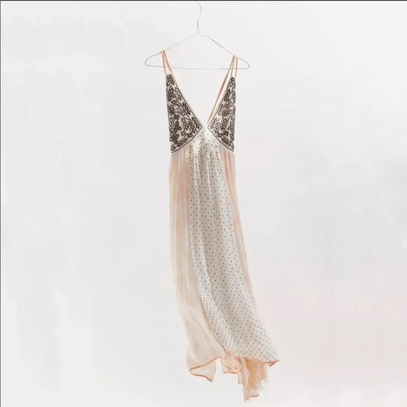 NWT UO Stunning Boho Maxi Dress Flowy Swingy Small - Picture 3 of 16